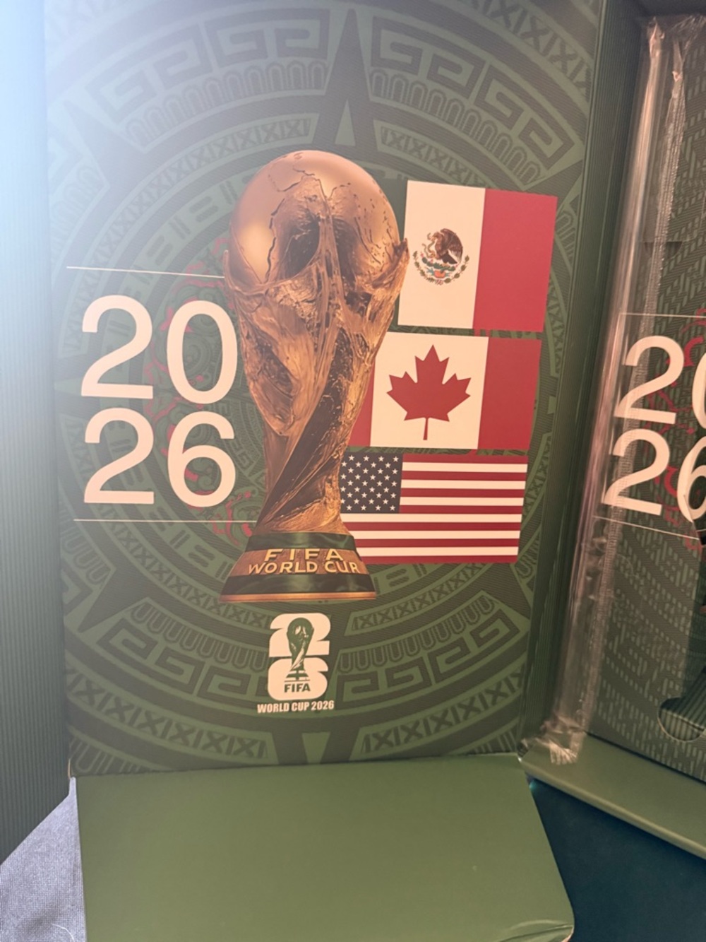 New Stanley 40oz Special World Cup 2026 Box Bag Straw Topper Straw Tumbler Set - Picture 11 of 16